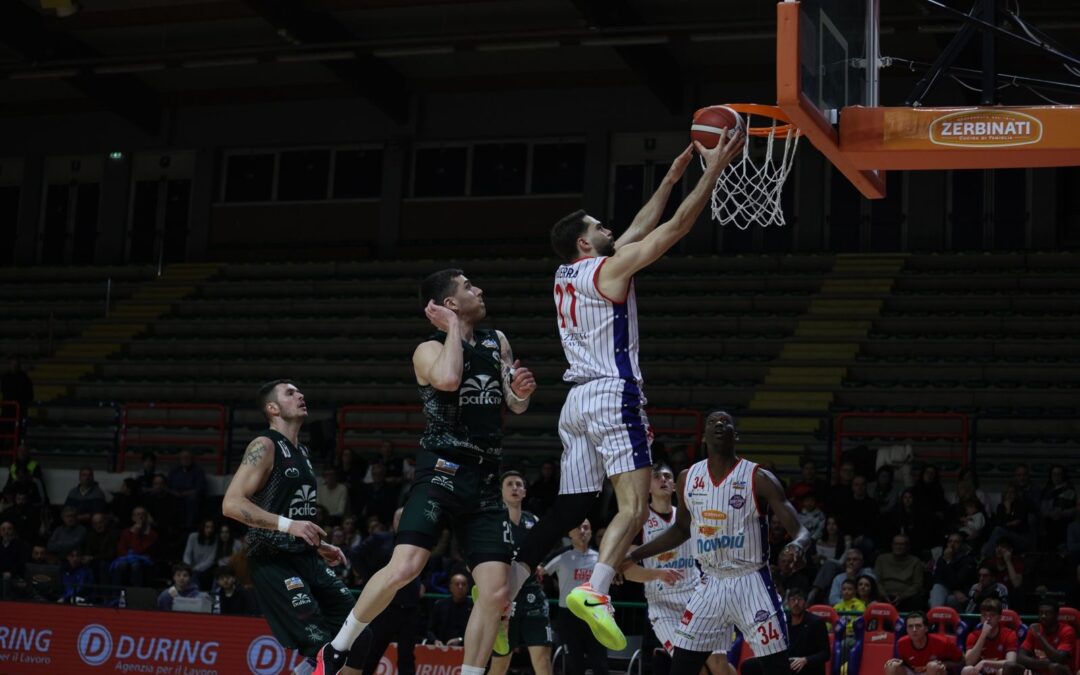 Omegna la vince nel finale