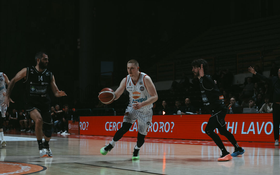 NOVIPIU’ CALA IL TRIS: BATTUTA ANCHE LA RUCKER